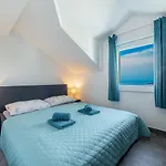 Soleil Apartment