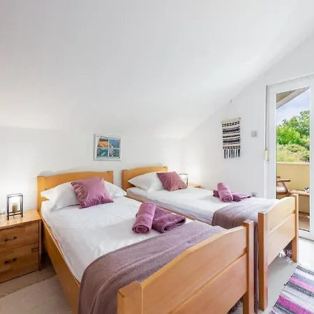 Soleil Apartment