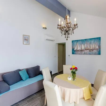 Soleil Apartment *